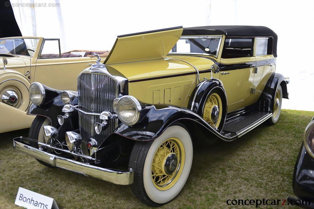 1932 Pierce-Arrow Model 54